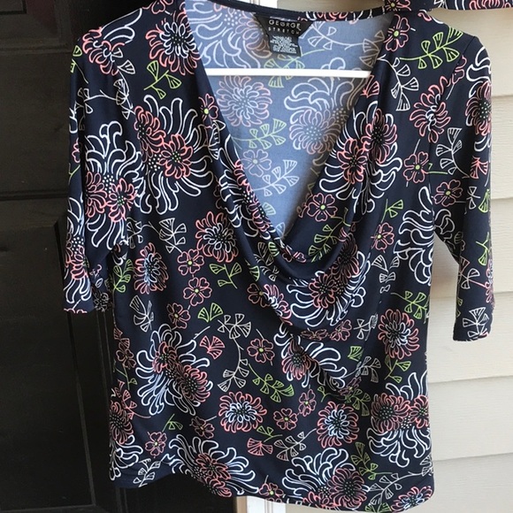 Matching seperates! Two different sizes! - Picture 2 of 5